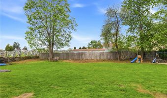 612 Rathbun St, Blackstone, MA 01504