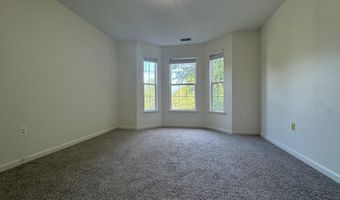 15607 EVERGLADE Ln B203, Bowie, MD 20716
