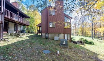 13 Village Way E7, Alloway, NJ 07462