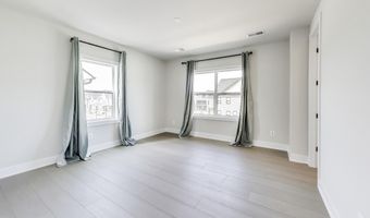 6934 RENITA Ln, Bethesda, MD 20817