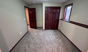 2206 SE 17th Ave, Aberdeen, SD 57401