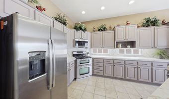 41630 N EMERALD LAKE Dr, Anthem, AZ 85086