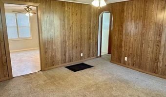 1052 9th St, Alva, OK 73717