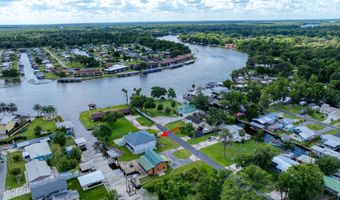 24535 Bonnet Rd, Astor, FL 32102