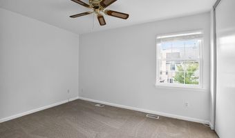 8530 SOUTHLAWN Ct, Alexandria, VA 22309
