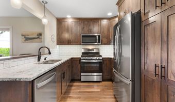 24067 540th Ave, Austin, MN 55912