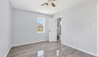 904 22nd St, Barling, AR 72923
