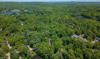 1150 Lakeside Dr, Alloway, NJ 07422