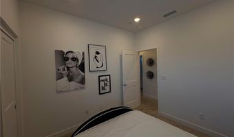 2211 W Orange Ave 21, Anaheim, CA 92804