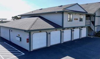 1303 MOORE St 102, Brookings, OR 97415