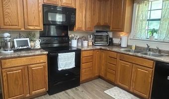 12202 Tiffany Ln, Biloxi, MS 39532