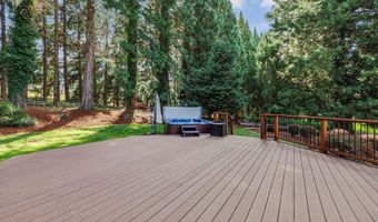 17699 S HOLLY Ln, Oregon City, OR 97045