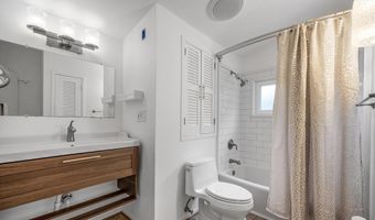 2207 PINNEBERG Ave, Rockville, MD 20851