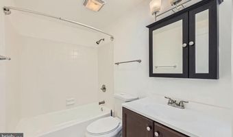 21 S CARROLLTON Ave, Baltimore, MD 21223
