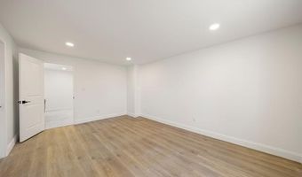 3592 GREAT FALLS Cir, Ann Arbor, MI 48108