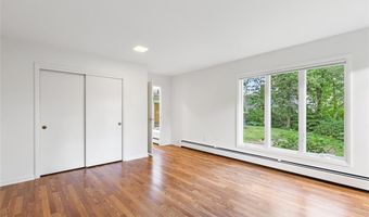 19 Preston Dr, Barrington, RI 02806