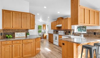35134 LABRADOR Ln, Astoria, OR 97103