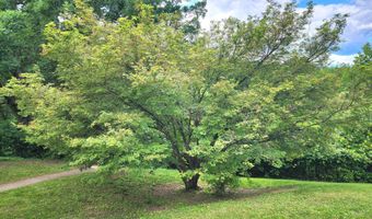 619 W Greenhill Rd, Ashland, KY 41102