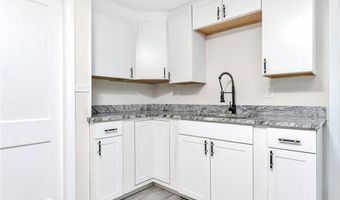 11 Sunset Ave, Coventry, RI 02816