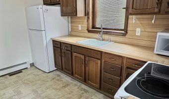 290 Wakelee Ave 1St Floor, Ansonia, CT 06401