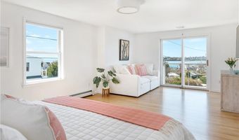 433 Wolcott Ave, Middletown, RI 02842