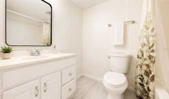 120 BLUE POINT Way 170, Altamonte Springs, FL 32701