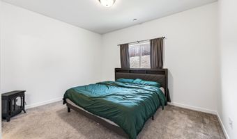 1305 12th St, Benton City, WA 99320