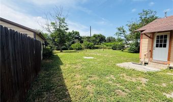 903 Jefferson St, Alice, TX 78332