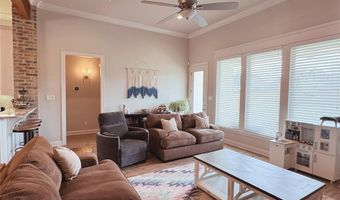 504 Linden Cir, Benton, LA 71006