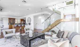 8401 GRAND VIEW Dr, Los Angeles, CA 90046