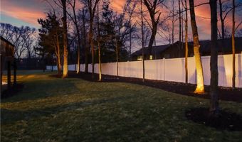 820 Rusty Ct, Altoona, WI 54720