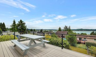 15 AUBURN Ave, Astoria, OR 97103