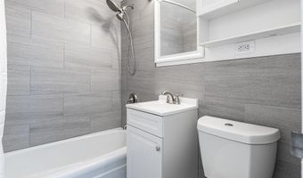 4600 DUKE St 432, Alexandria, VA 22304