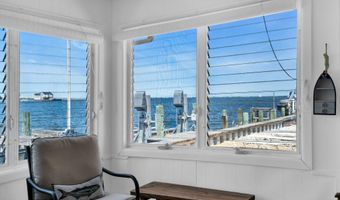 281 Sandlewood Dr, Bayville, NJ 08721