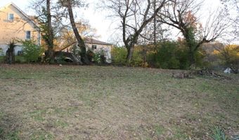 137 W Conwell St, Aurora, IN 47001