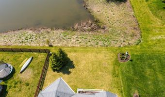 1094 Holly Dr, Antioch, IL 60002