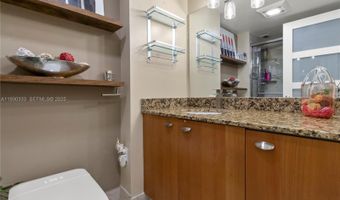 18061 Biscayne Blvd PH01, Aventura, FL 33160