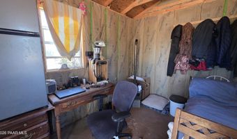 179 B Cellar Door, Ash Fork, AZ 86320