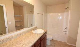 807 Green World St, Bentonville, AR 72712