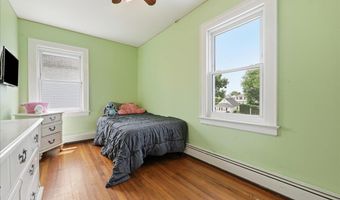 17 Norman Ave, Amityville, NY 11701