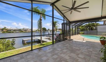 831 CHIPAWAY Dr, Apollo Beach, FL 33572