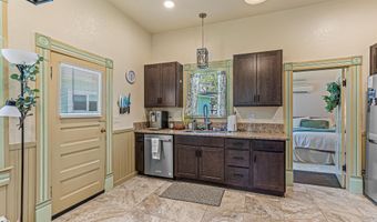 155 Central Ave, Ashland, OR 97520