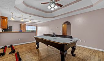 107 W Summit St, Aurora, MO 65605