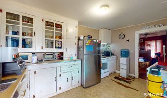 92 Water St, Chester, CT 06412