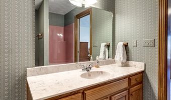 101 Highland Dr, Bardstown, KY 40004