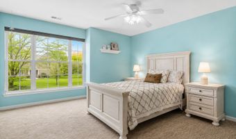 367 Emerald Ln, Algonquin, IL 60102