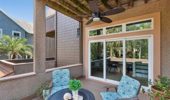 2058 BEACH Ave, Atlantic Beach, FL 32233