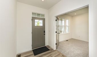 6730 Snowy Owl Ln, Affton, MO 63123