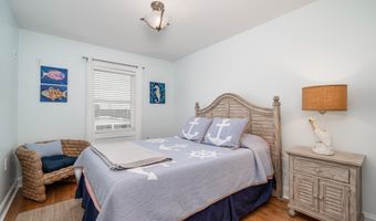 202 Dobbs St C, Atlantic Beach, NC 28512