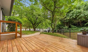 2360 S ARLINGTON RIDGE Rd, Arlington, VA 22202